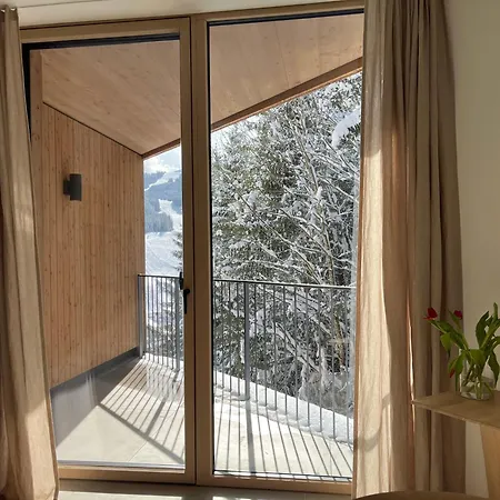 The Mountain Nest アパート