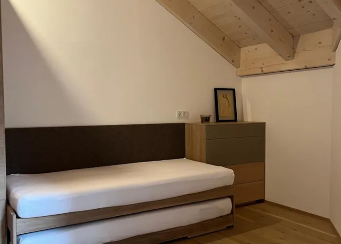 The Mountain Nest Apartment